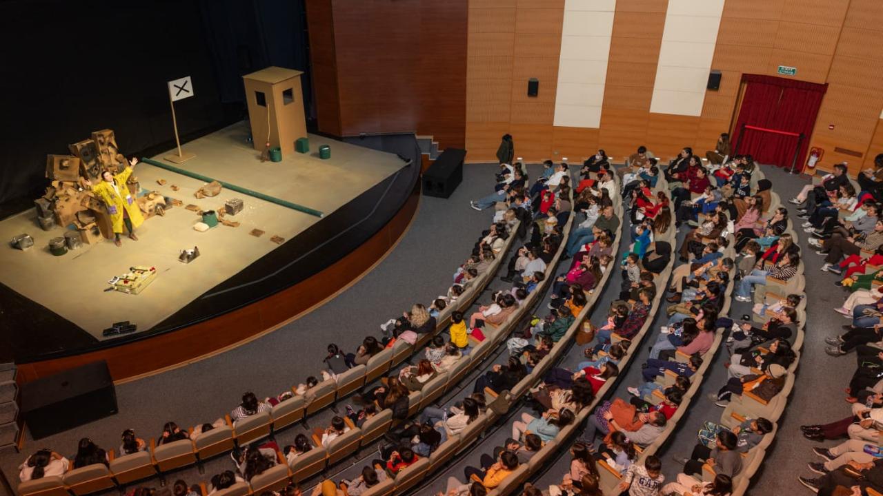 4. Yenişehir Çocuk Oyunları Festivali Yarıyıl Tatiline Renk Kattı