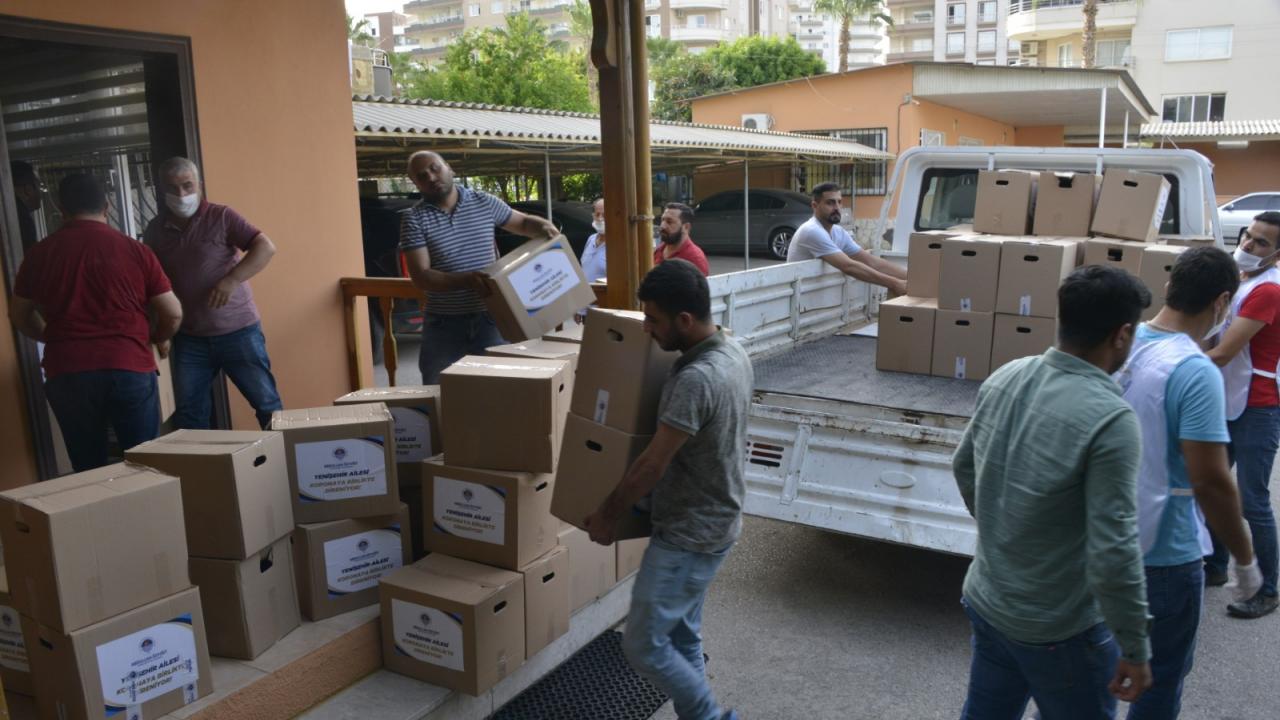 Yenişehir Belediyesi gıda yardımlarını sürdürüyor