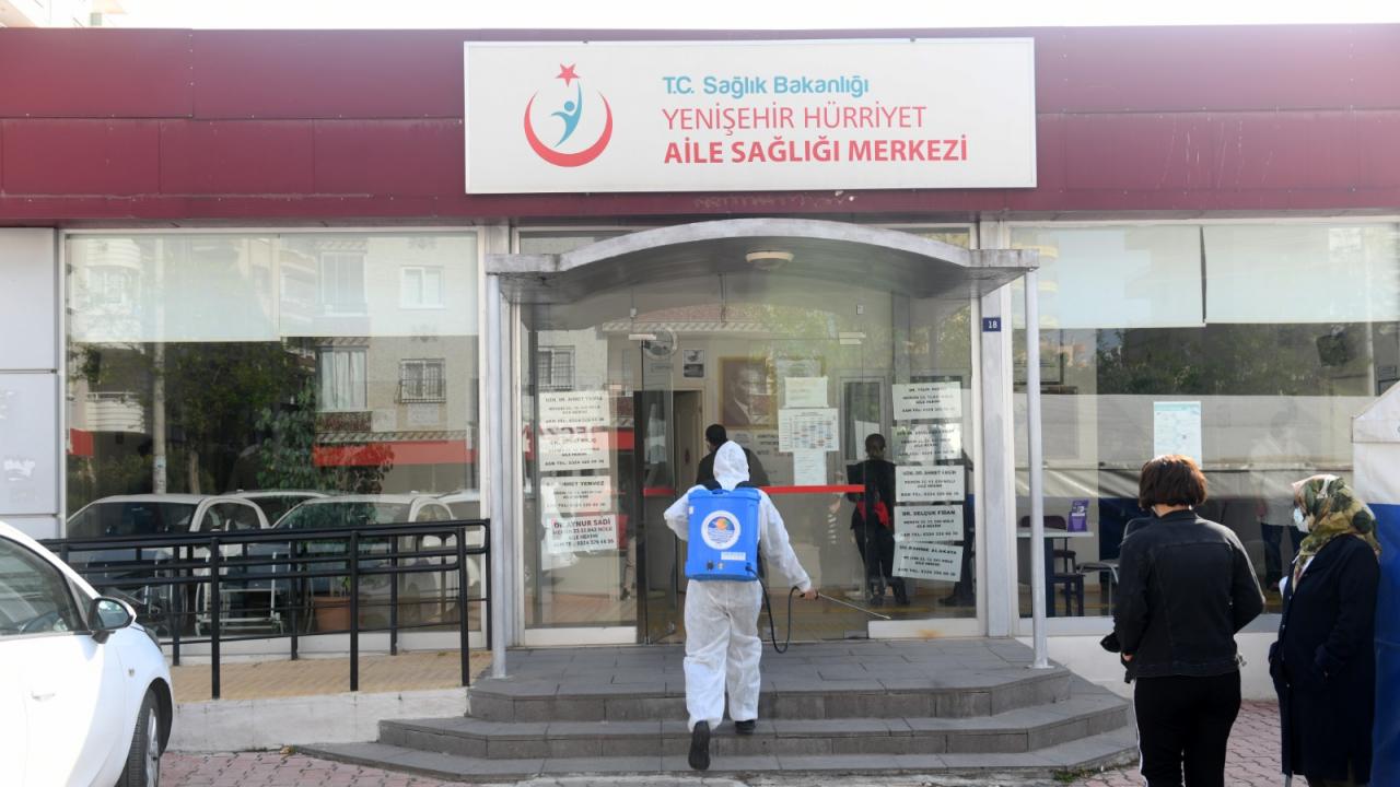 Yenişehir Belediyesi virüsle mücadeleye devam ediyor 
