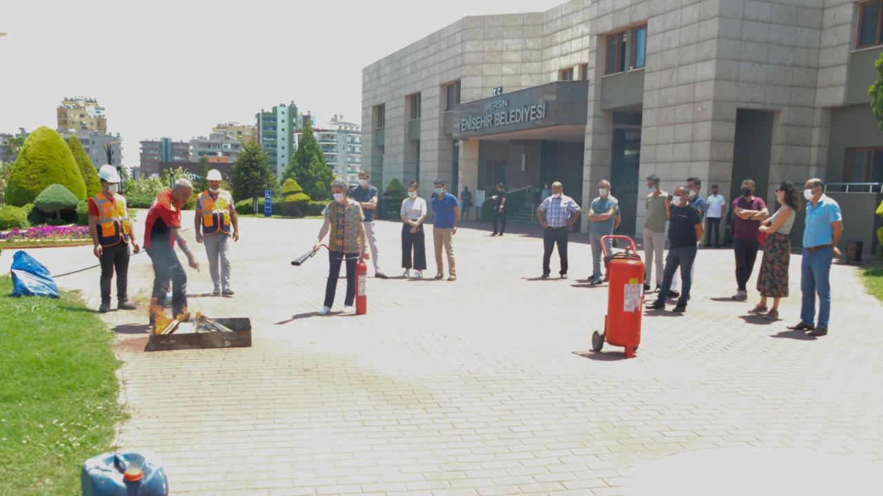 Yenişehir Belediyesi personeline yangın eğitimi