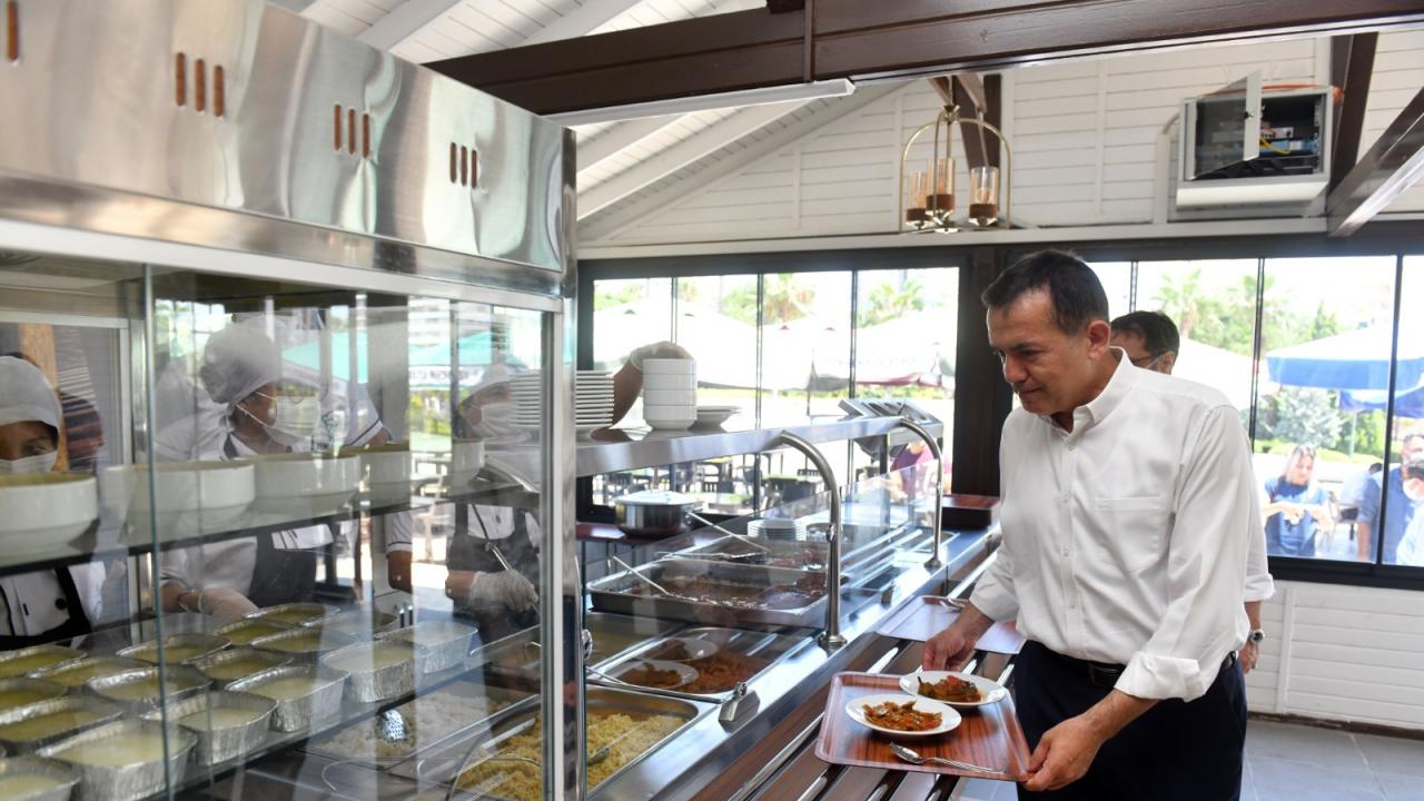 Yenişehir’de Yeni Cafe açıldı