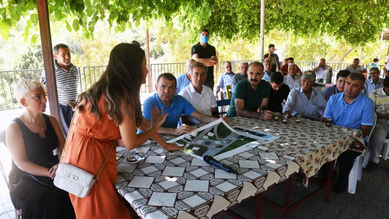 Başkan Özyiğit, Emirler için hazırladıkları projeyi mahalleliyle paylaştı