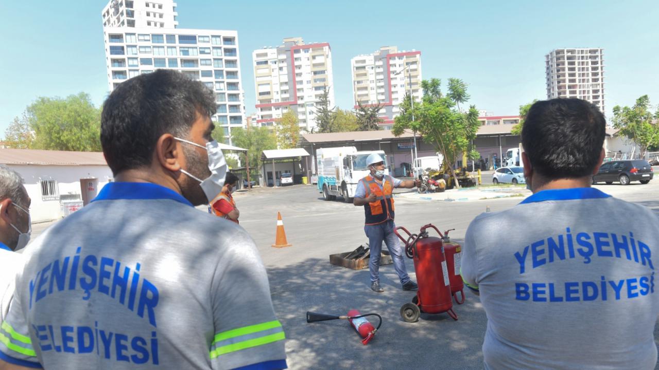 Yenişehir Belediyesi personeline yangın tatbikatı 