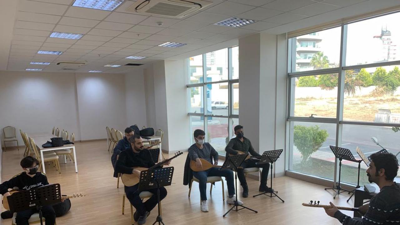 Yenişehir Belediyesinin kültür ve  sanat kurslarına yoğun ilgi