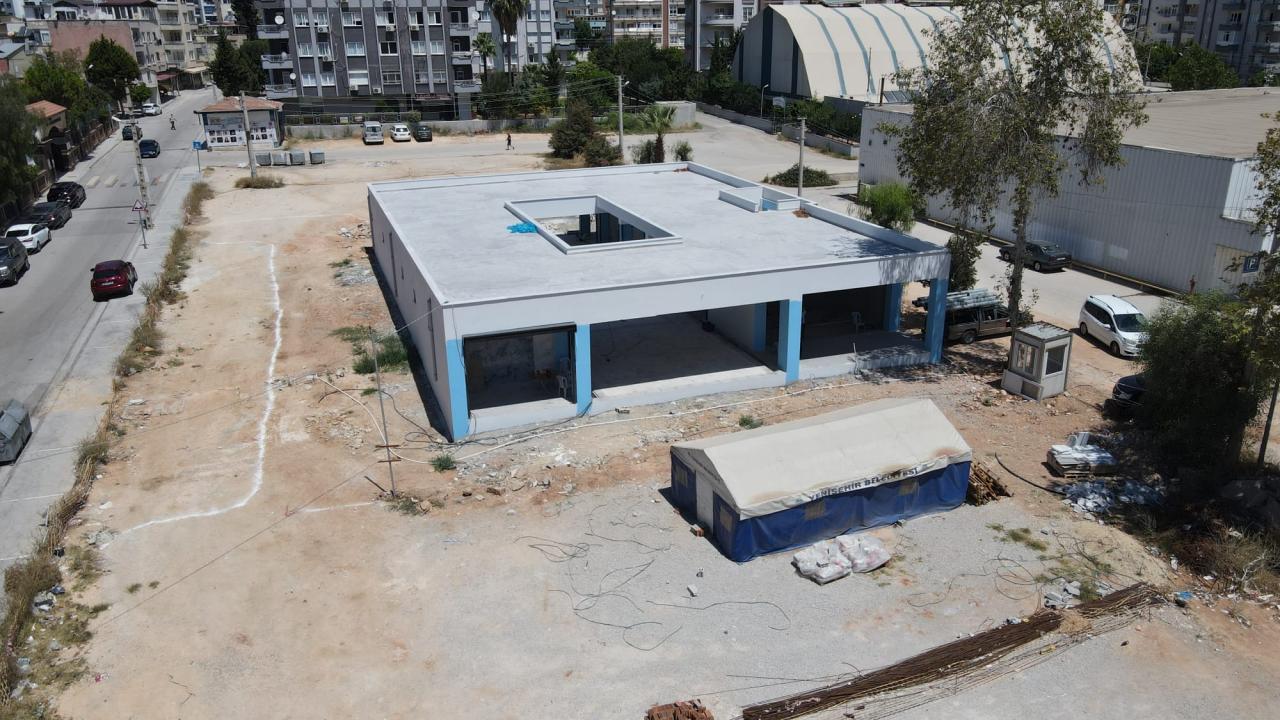Yenişehir Belediyesi Göçmen Balık Pazarı’nın yapımında sona gelindi 