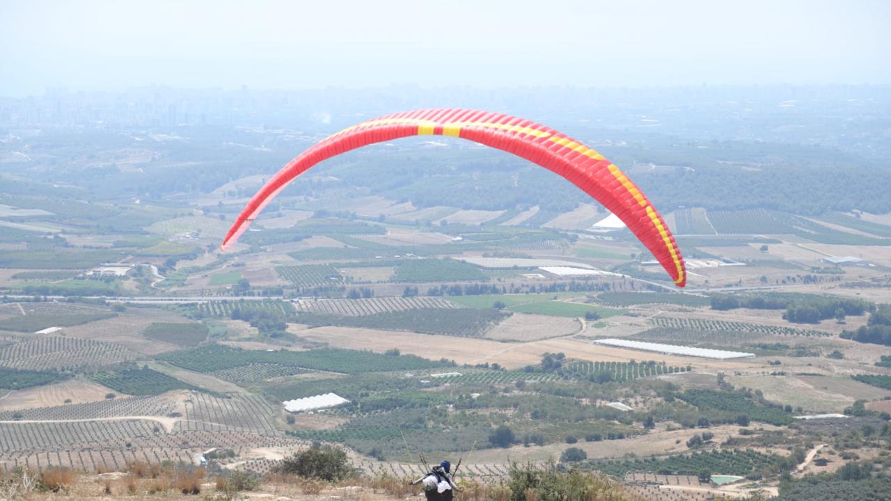 Yenişehir Gelincik Tepesi hava sporlarının merkezi haline geliyor