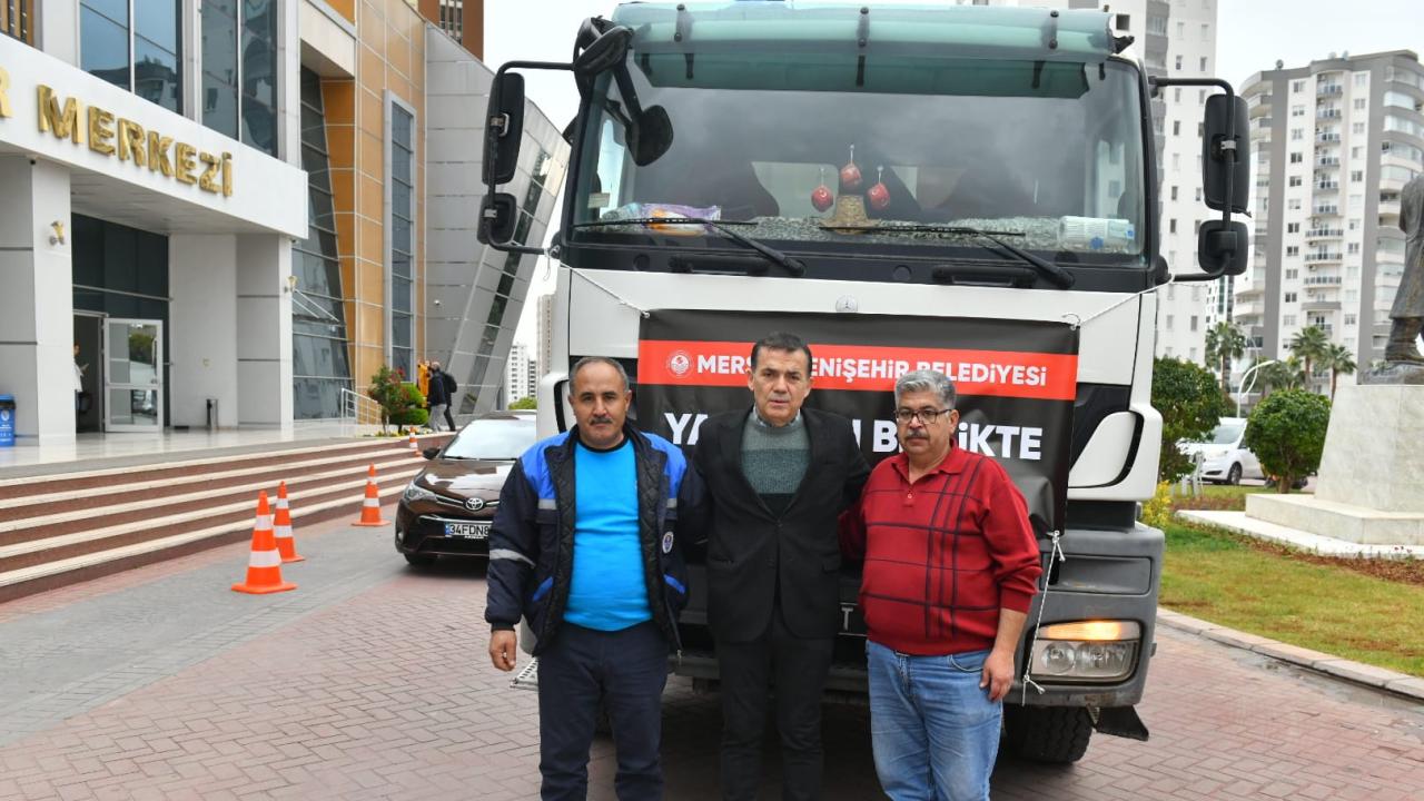 Yenişehir Belediyesinin yardım tırları bölgeye gönderildi