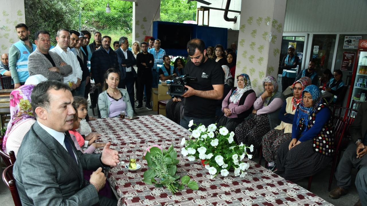 Başkan Özyiğit, kırsal mahallelerde vatandaşlarla buluştu