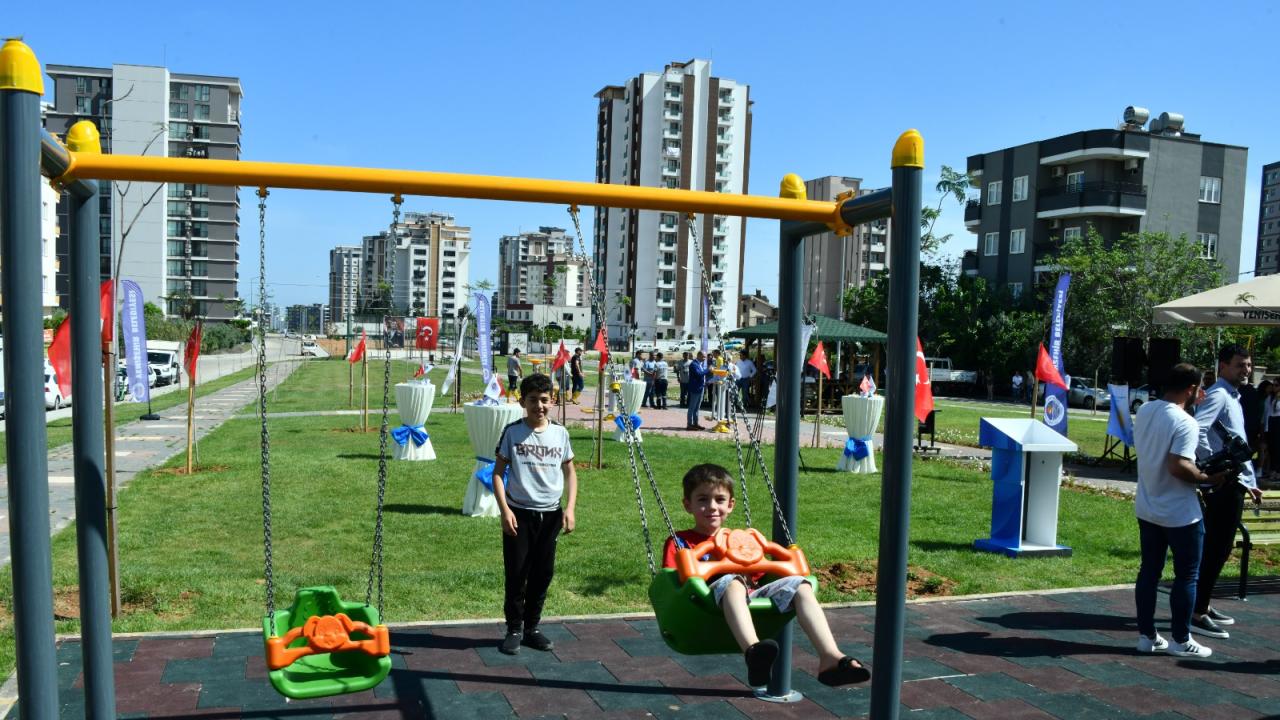 Yenişehir Belediyesi kente yeşil alanlar kazandırıyor