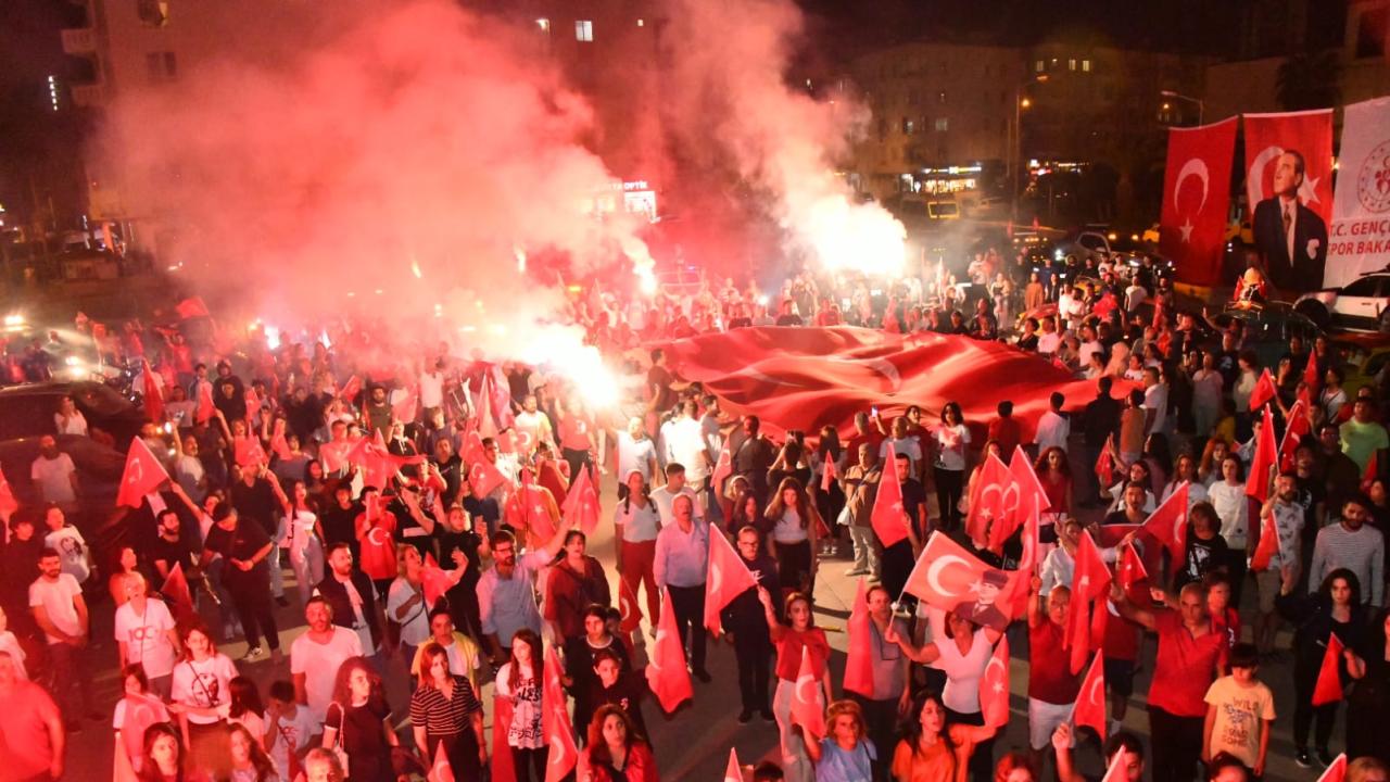 Yenişehir Belediyesinden 100.yıla yakışır kutlamalar 