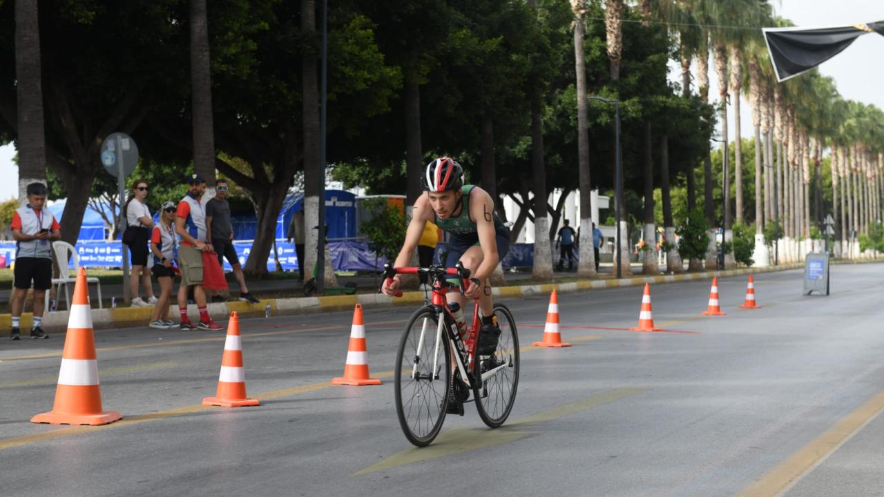 5. Yenişehir Triatlonu’nda ilk gün yarışları nefes kesti