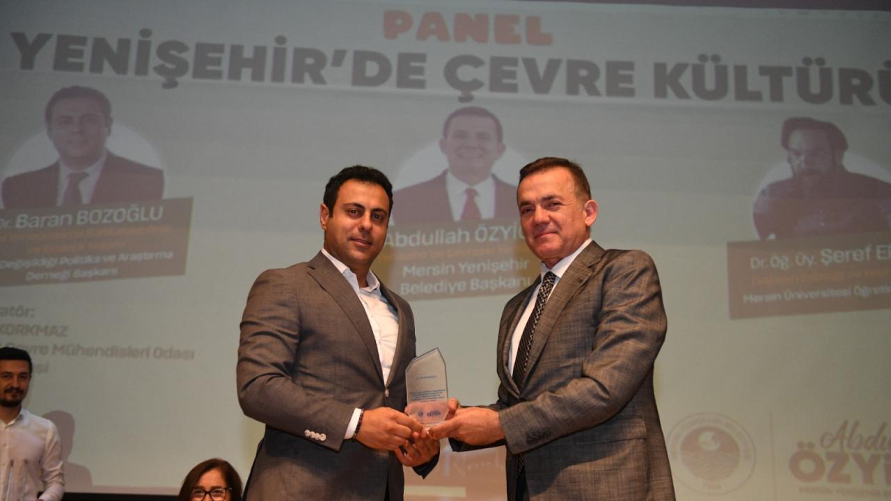 Başkan Özyiğit, “Yenişehir Belediyesi yenilenebilir enerjiye geçiyor”