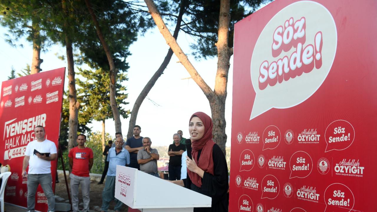 Başkan Abdullah Özyiğit, mahalle toplantılarında vatandaşlarla buluşuyor