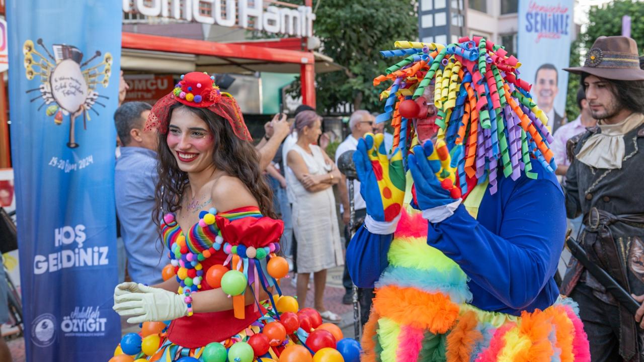 Mersinliler Kushimoto Sokak Sanatçıları Festivali’ne akın etti