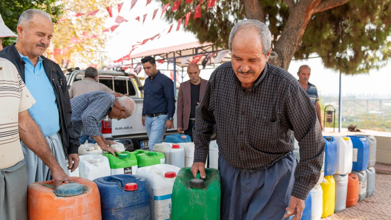 Yenişehir Belediyesi üreticilere solucan gübresi desteğini sürdürüyor