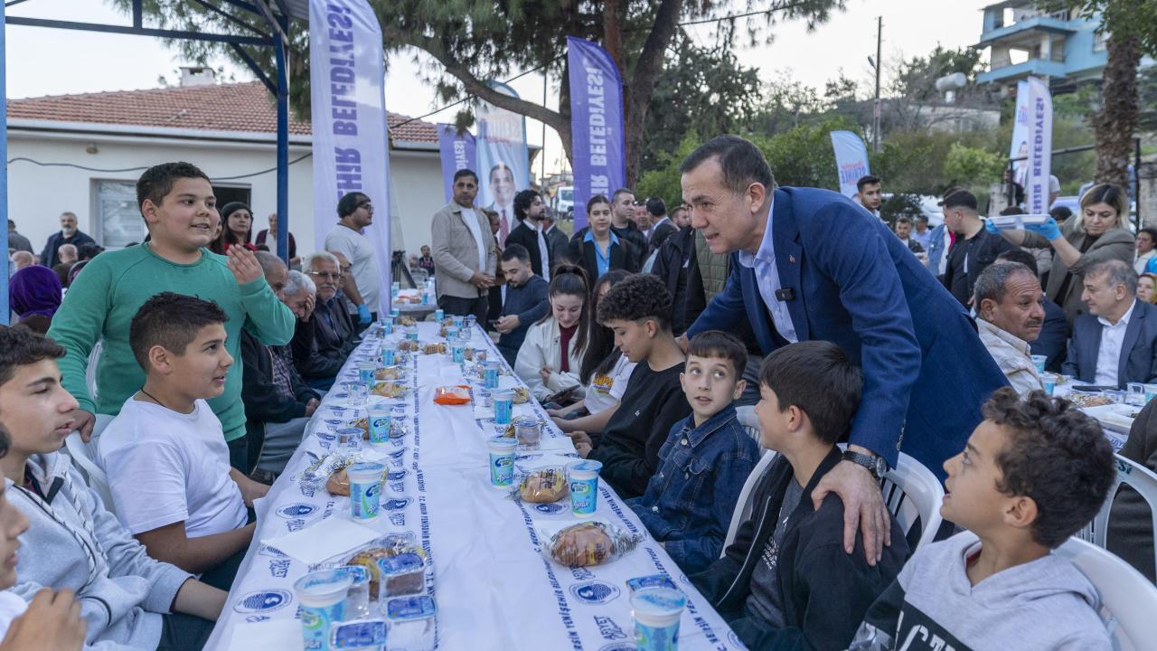 Başkan Abdullah Özyiğit, Yenişehirli vatandaşlarla iftar sofrasında buluştu