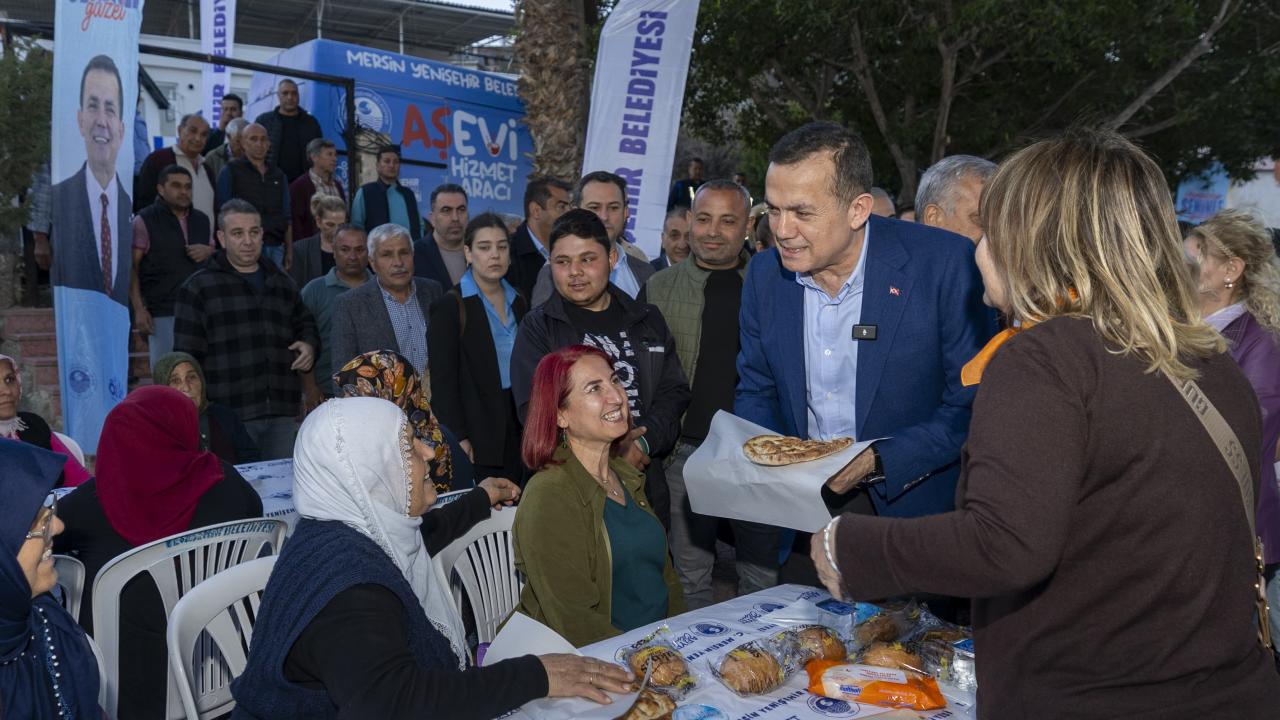 Başkan Abdullah Özyiğit, Yenişehirli vatandaşlarla iftar sofrasında buluştu