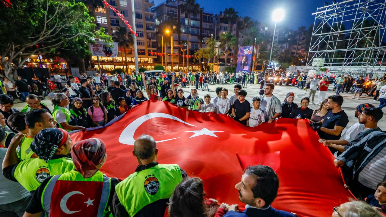 Yenişehir Belediyesi 19 Mayıs’ta şehir korteji düzenledi