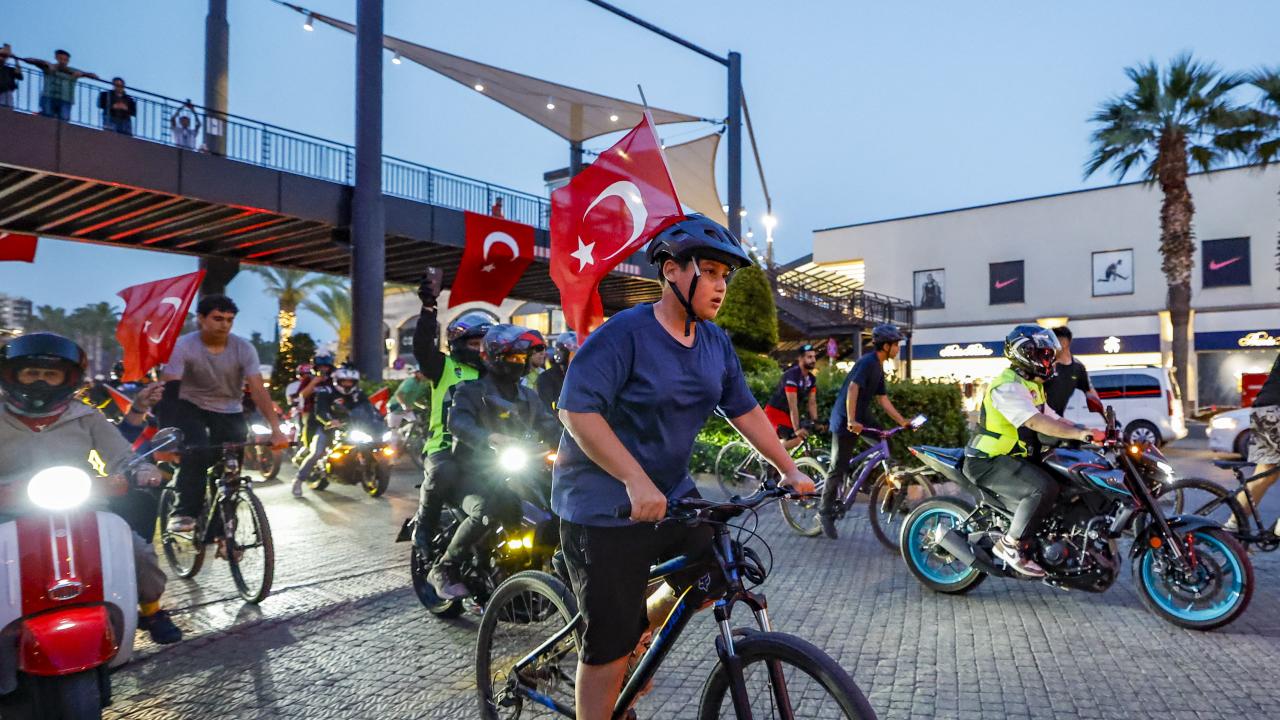 Yenişehir Belediyesi 19 Mayıs’ta şehir korteji düzenledi