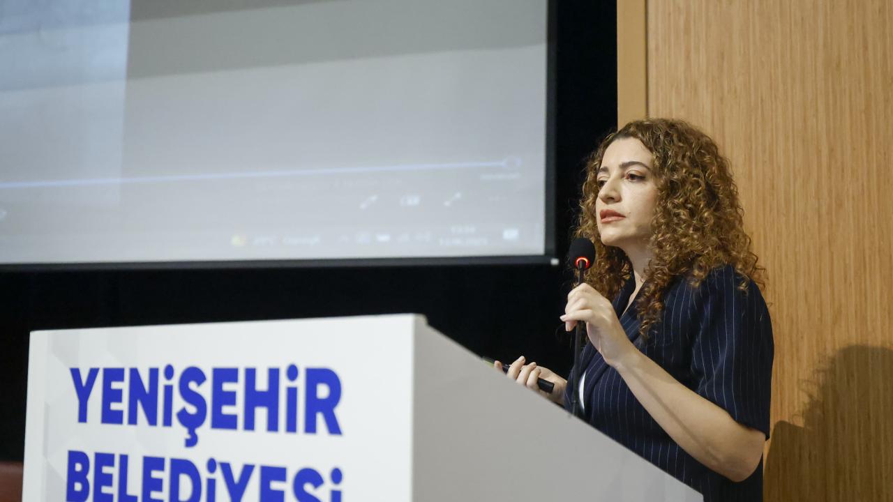 Yenişehir Belediyesinin çocuk sağlığı panelleri devam ediyor