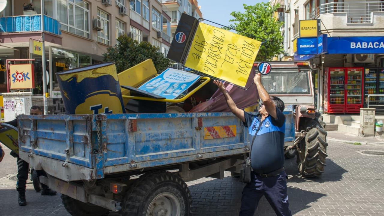 Yenişehir Belediyesi kaldırım ve yol işgallerine geçit vermiyor