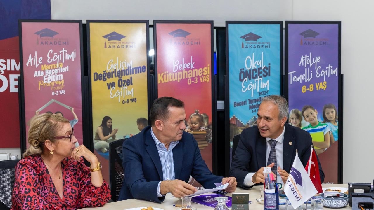 CHP Genel Başkan Yardımcısı Özçağdaş’tan “Yenişehir Modeli”ne tam not