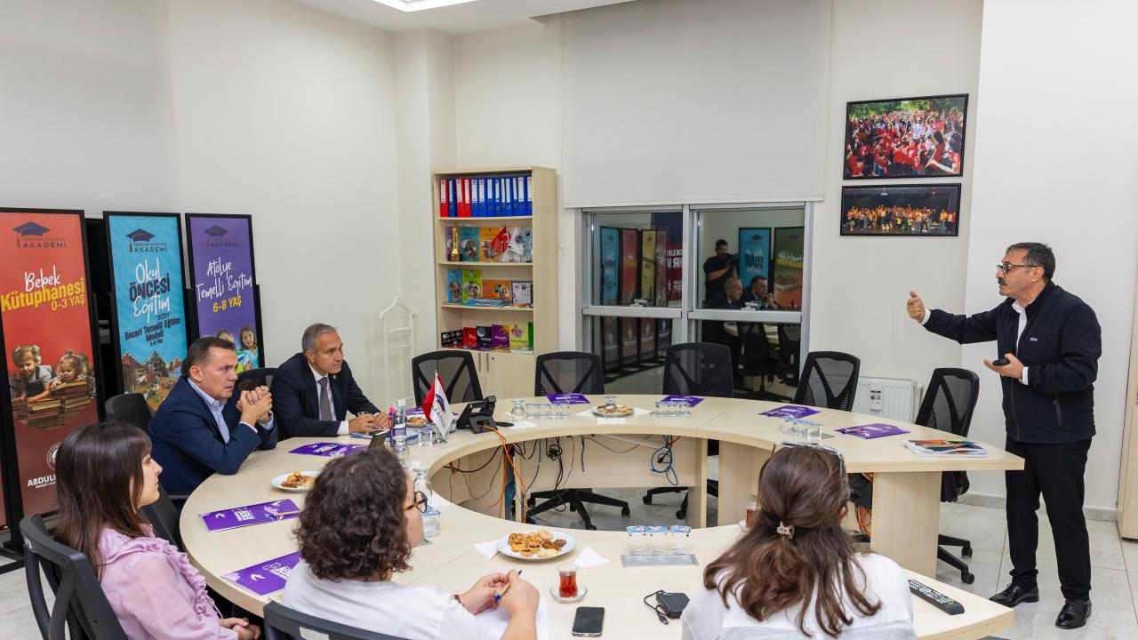 CHP Genel Başkan Yardımcısı Özçağdaş’tan “Yenişehir Modeli”ne tam not