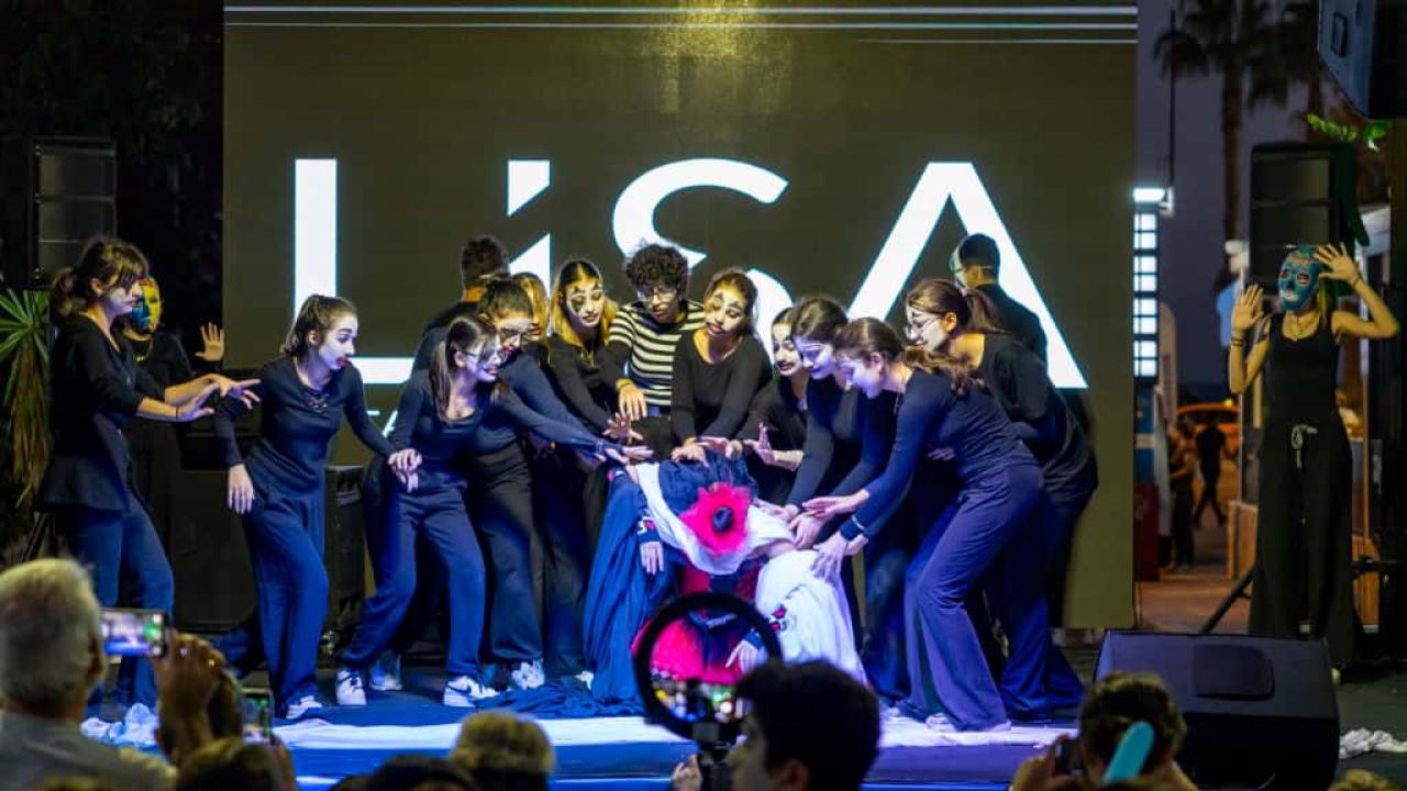Kushimoto Sokak Sanatçıları Festivali bu yıl da on binlerce kişiyi ağırladı