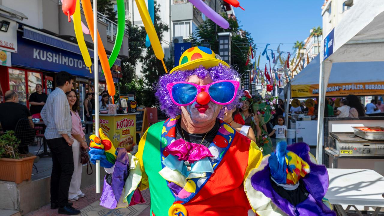 Yenişehir sokak sanatçıları festivaliyle renklendi