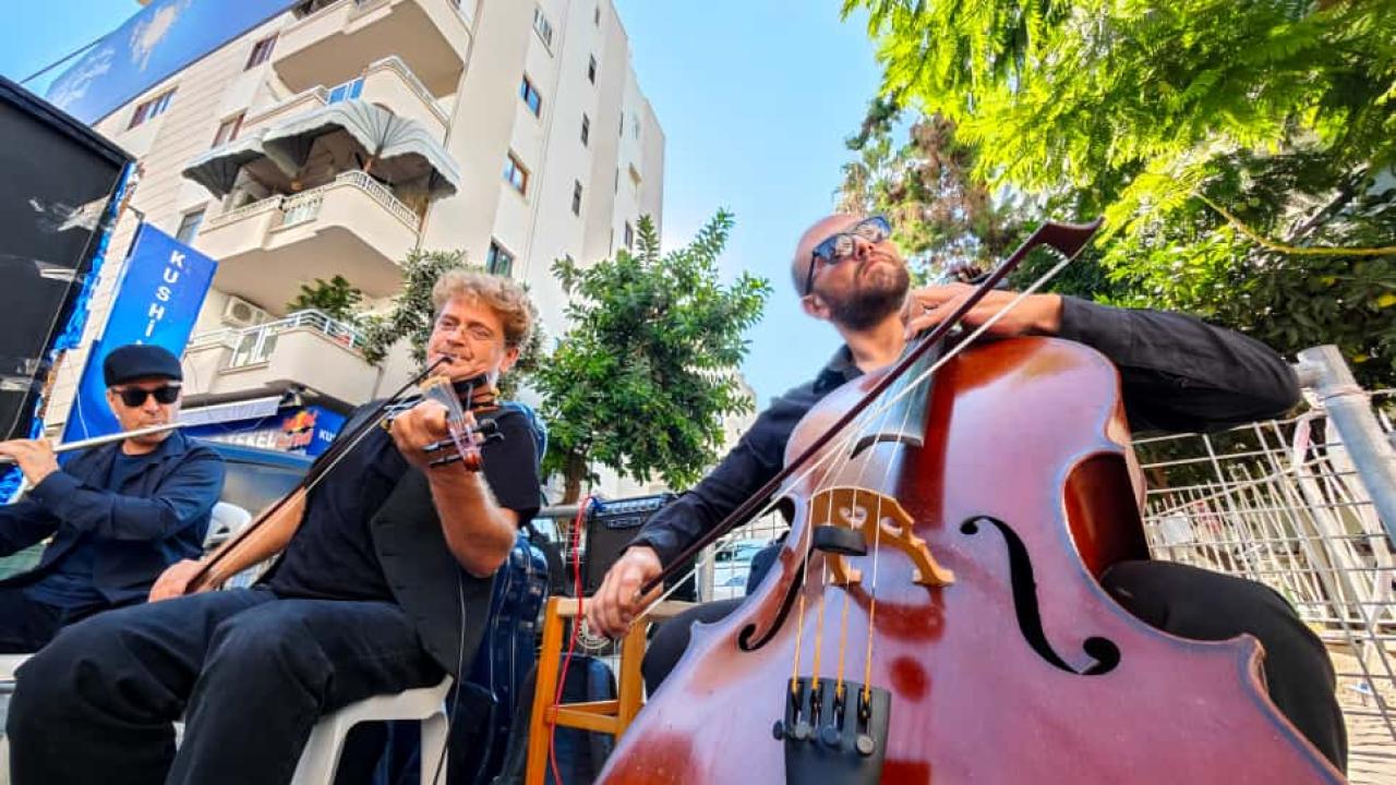 Yenişehir sokak sanatçıları festivaliyle renklendi
