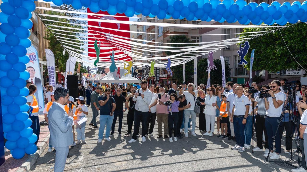 Yenişehir sokak sanatçıları festivaliyle renklendi