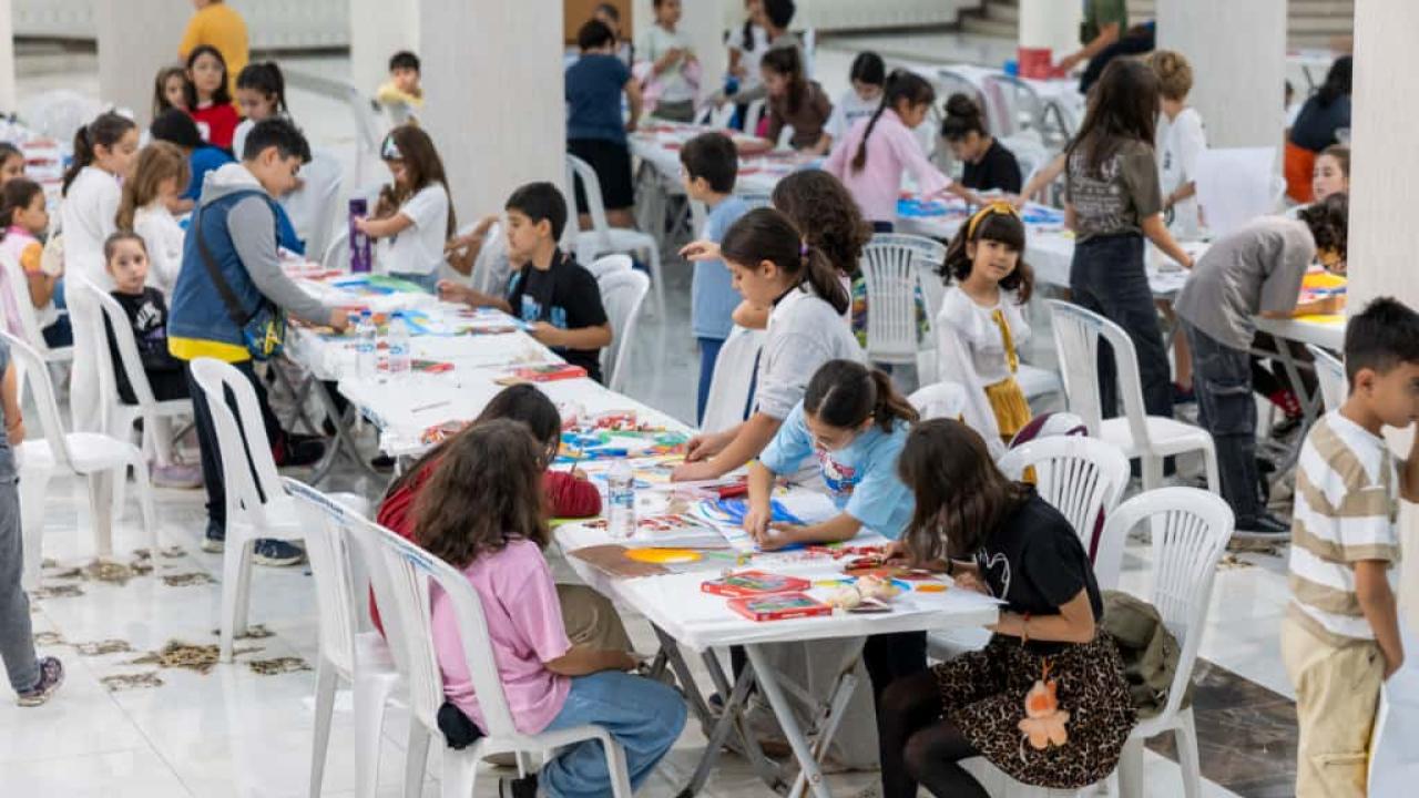 Yenişehir’de minik eller renklerle buluştu