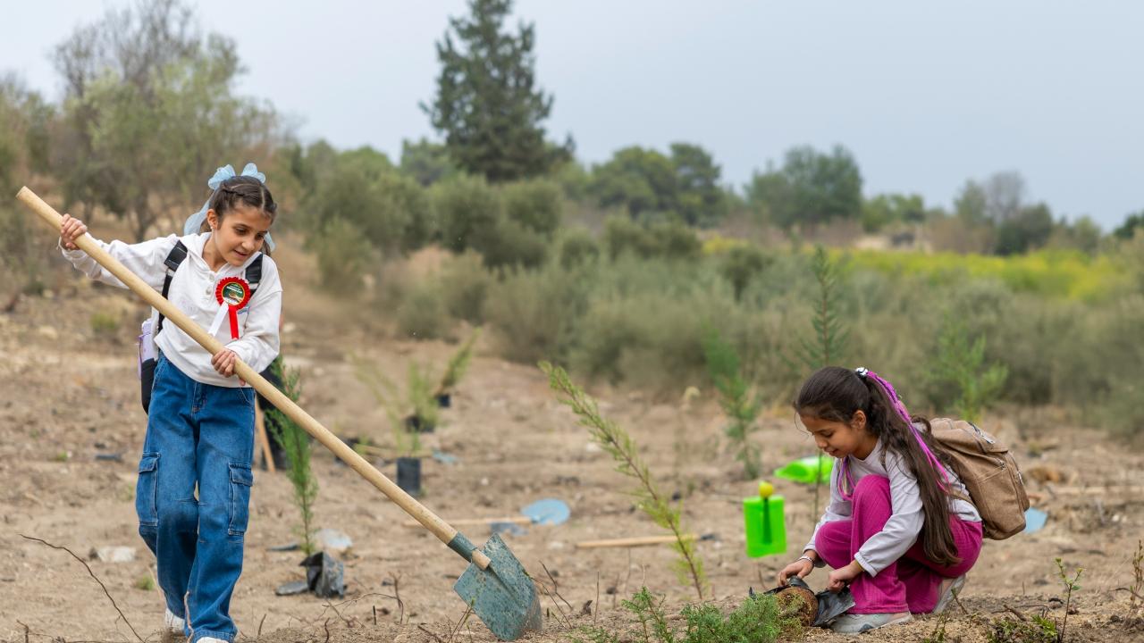 Başkan Özyiğit, Emirler’deki yeşil seferberliğe katıldı