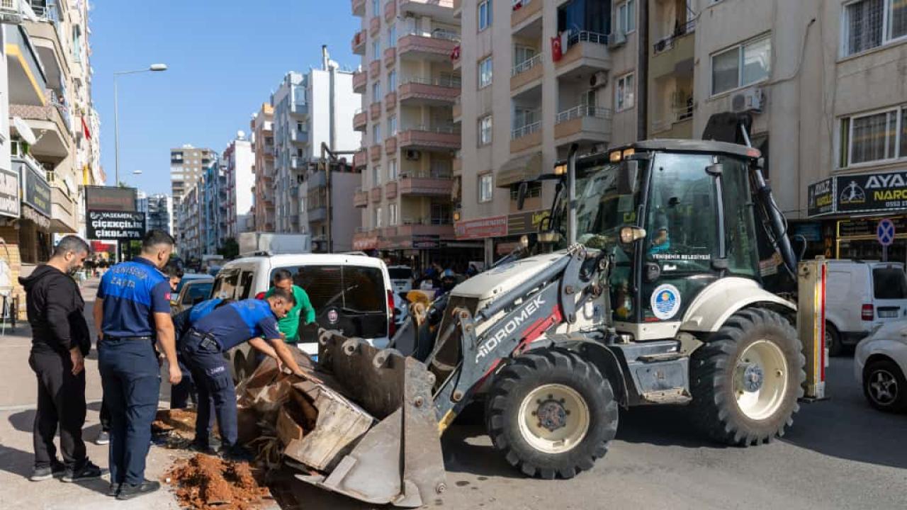 Yenişehir’de kaldırım işgallerine geçit yok