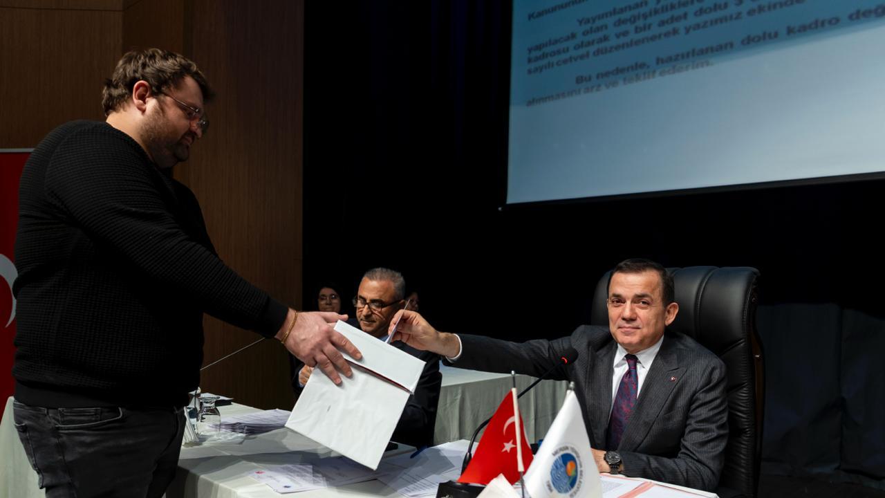 Yenişehir Belediyesinde Yılın İlk Meclis Toplantısı Gerçekleştirildi