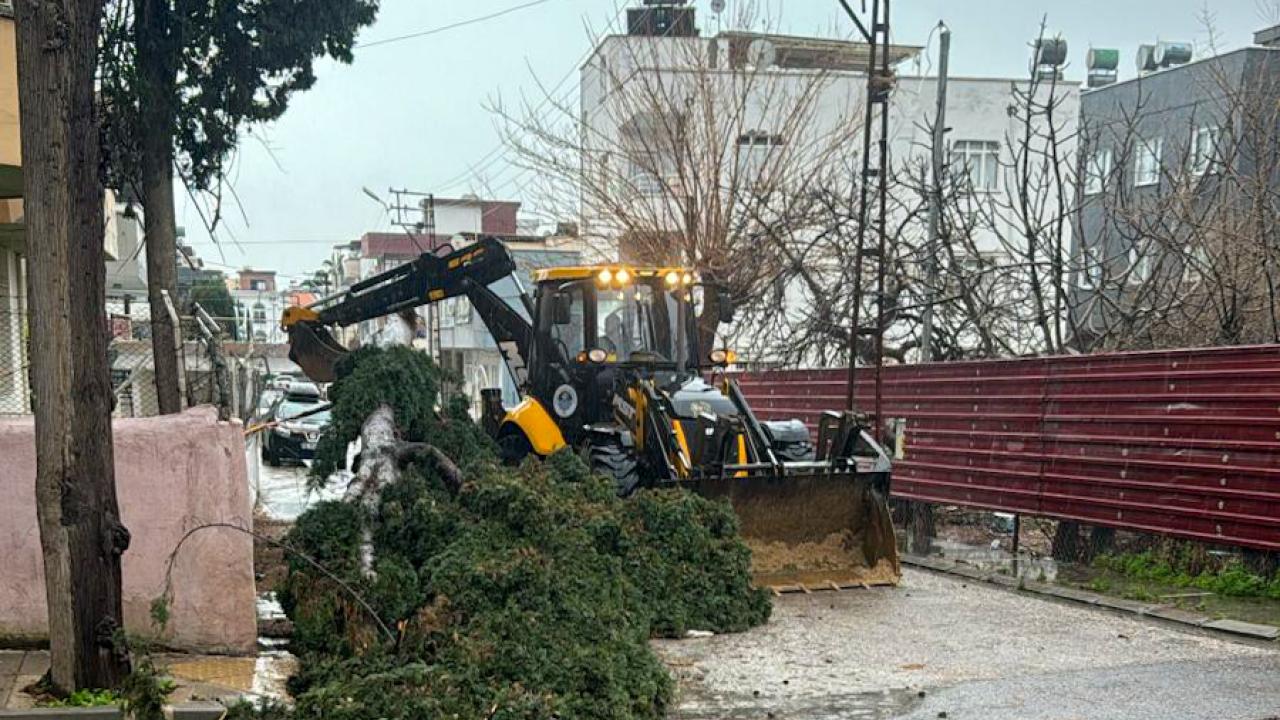 Yenişehir Belediyesi fırtınaya karşı seferber oldu!