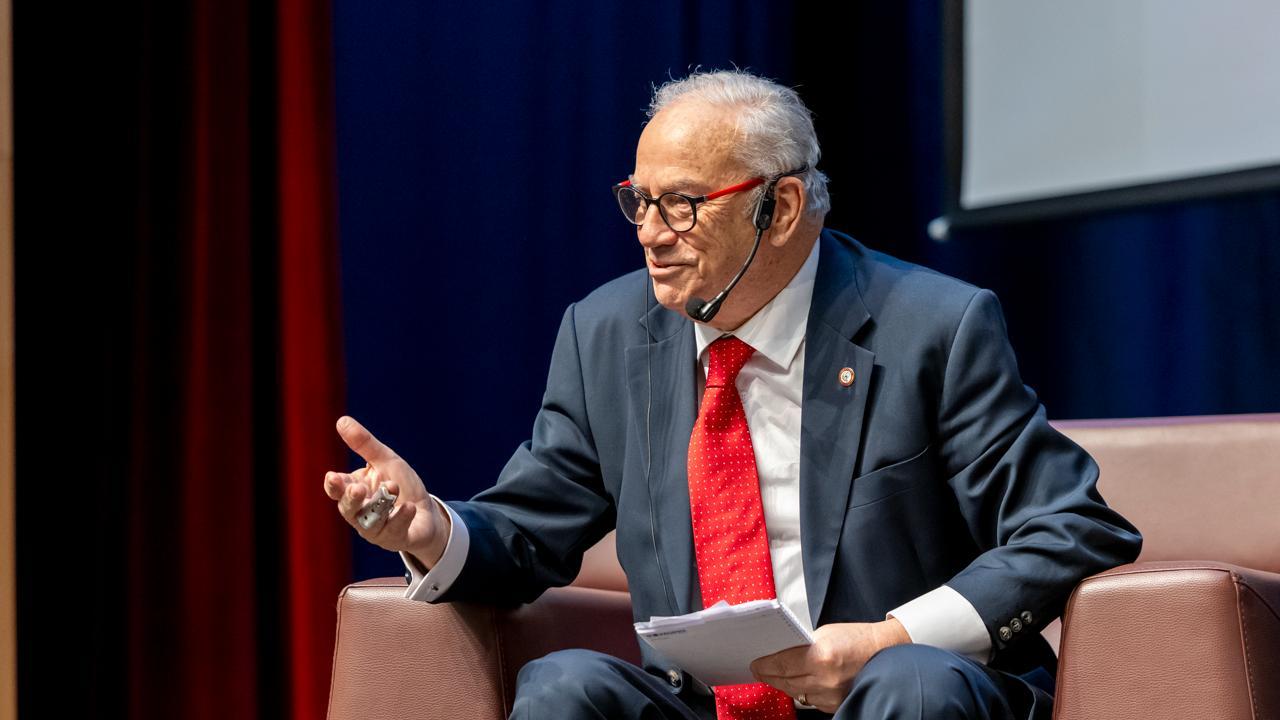 Yenişehir’in hafızası bu kez ‘Eczacılık’ için tazelendi