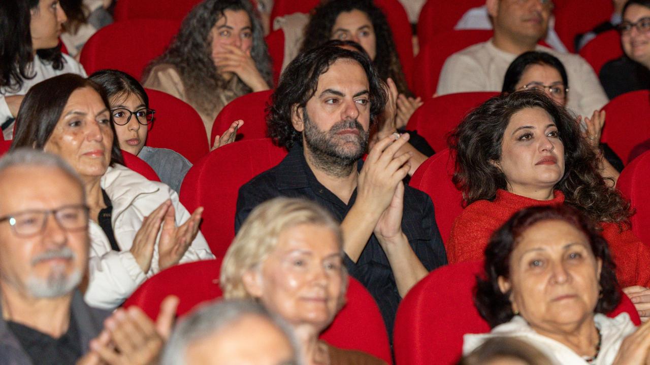 Sunay Akın'dan Yenişehir'e tam not