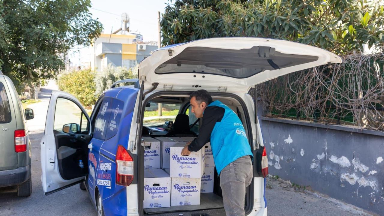 Yenişehir Belediyesi’nden Bayram sofralarına destek 