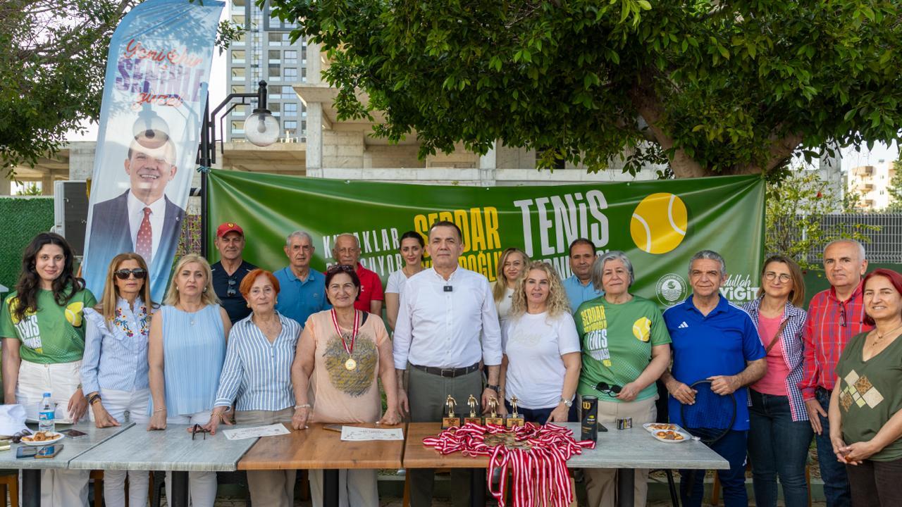 Yenişehir’de kuşaklar kortta buluştu