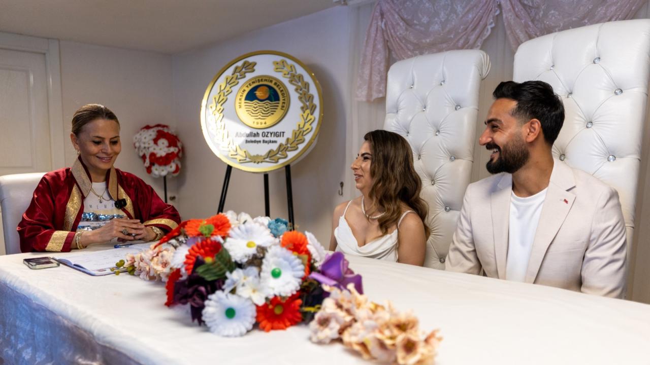 Nikah salonlarında 16 Haziran telaşı