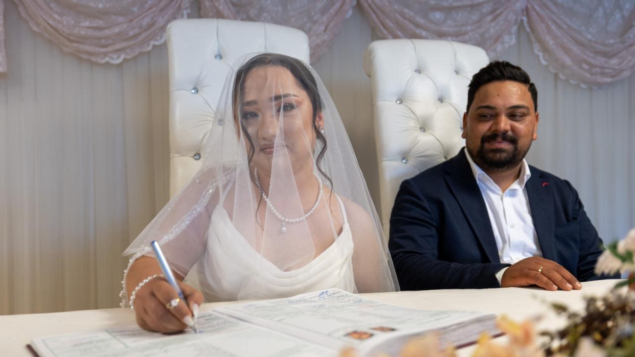 Nikah salonlarında 16 Haziran telaşı