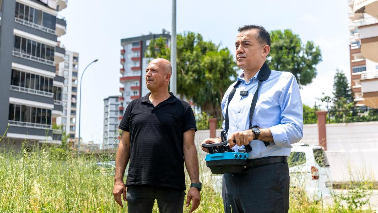 Yenişehir’de yabani otlara teknolojik tırpan