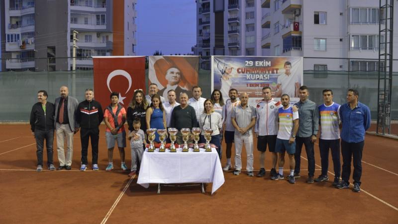 Cumhuriyet Kupası Tenis Turnuvası Sona Erdi