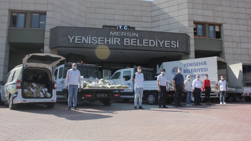 Yenişehir Belediyesi 20 ton narenciye dağıttı