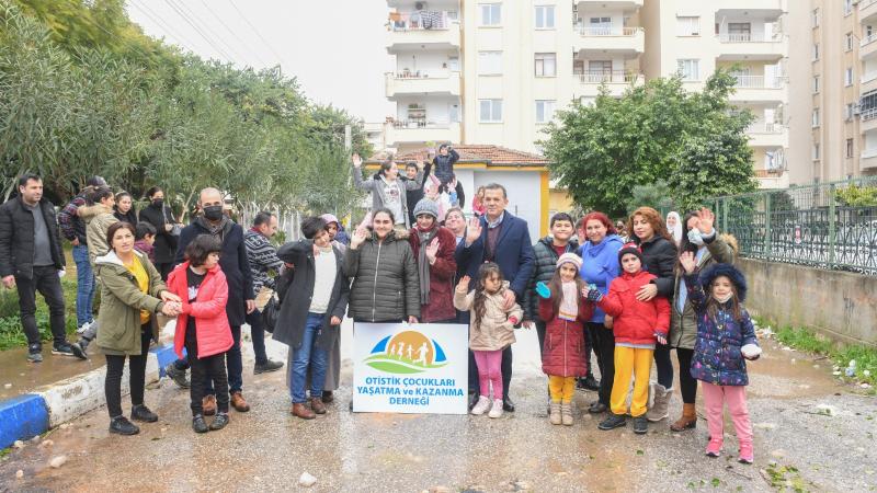 Yenişehir Belediyesi çocuklara kar sevinci yaşattı 