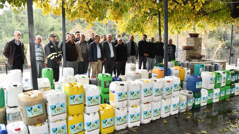 Yenişehir Belediyesinden organik solucan gübresiyle üreticiye destek