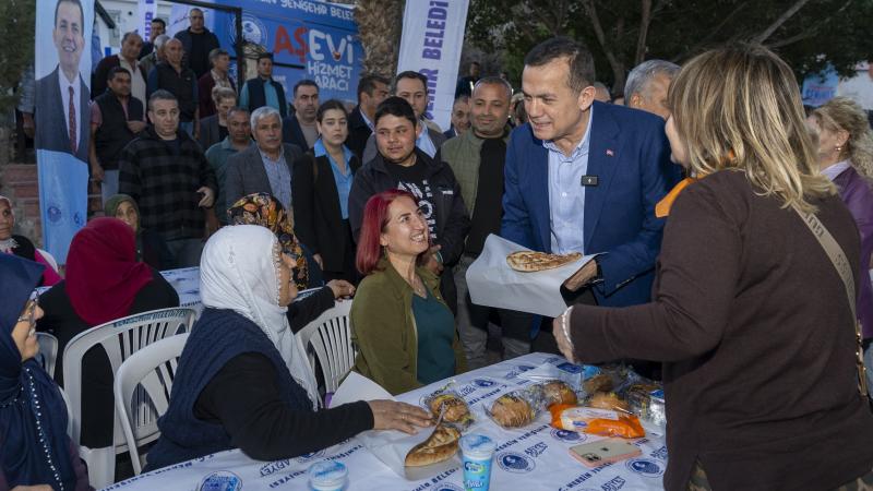 Başkan Abdullah Özyiğit, Yenişehirli vatandaşlarla iftar sofrasında buluştu