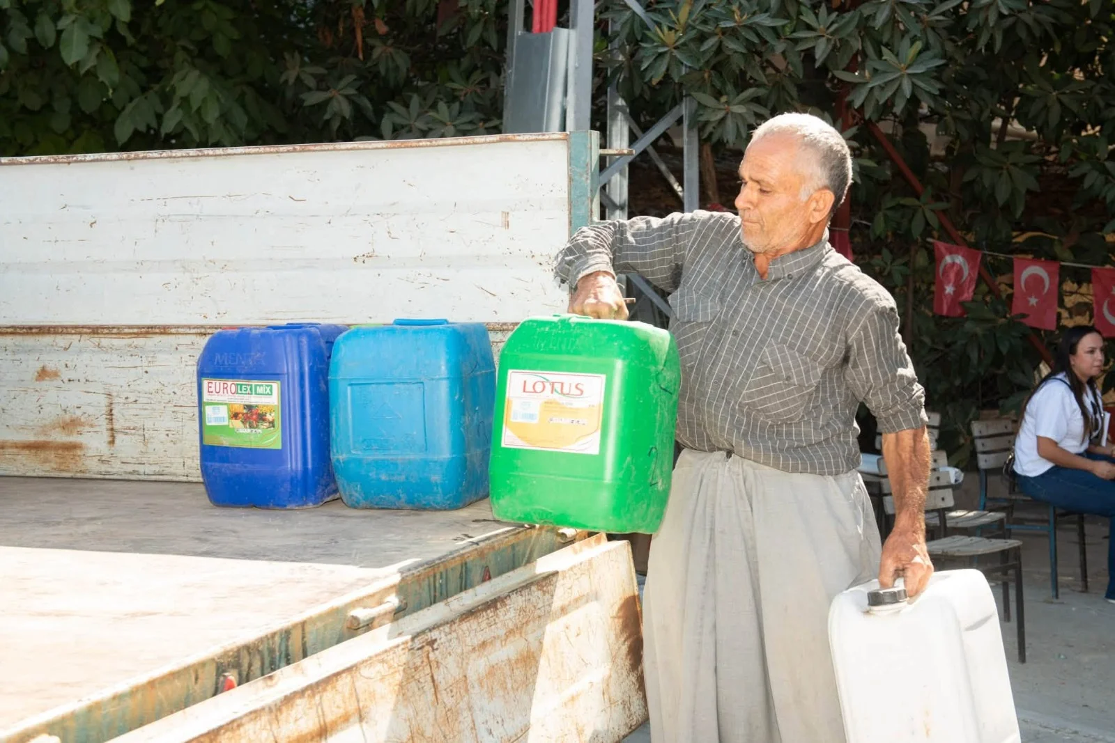 Yenişehir’den çiftçiye destek, toprağa bereket