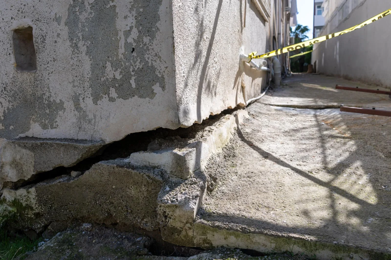 Yenişehir Belediyesi çökme bölgesinde tüm önlemleri aldı